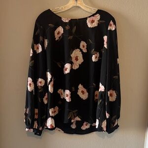 Worthington Black Floral Blouse